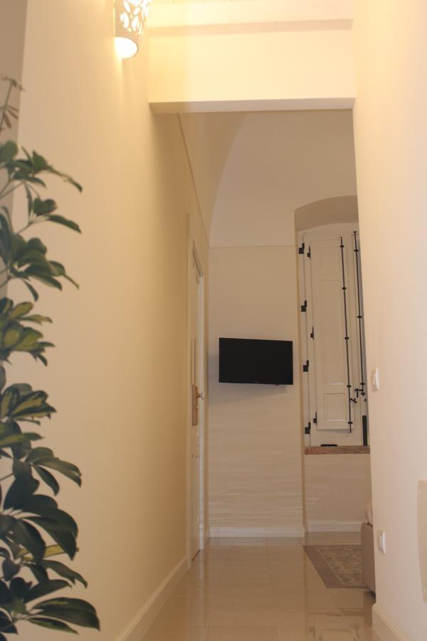 B&B Palazzo Rochira Castellaneta Exterior photo