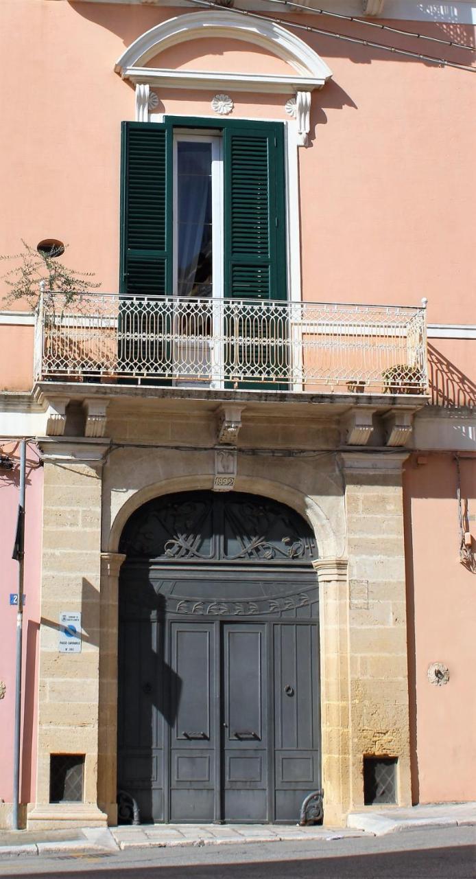 B&B Palazzo Rochira Castellaneta Exterior photo